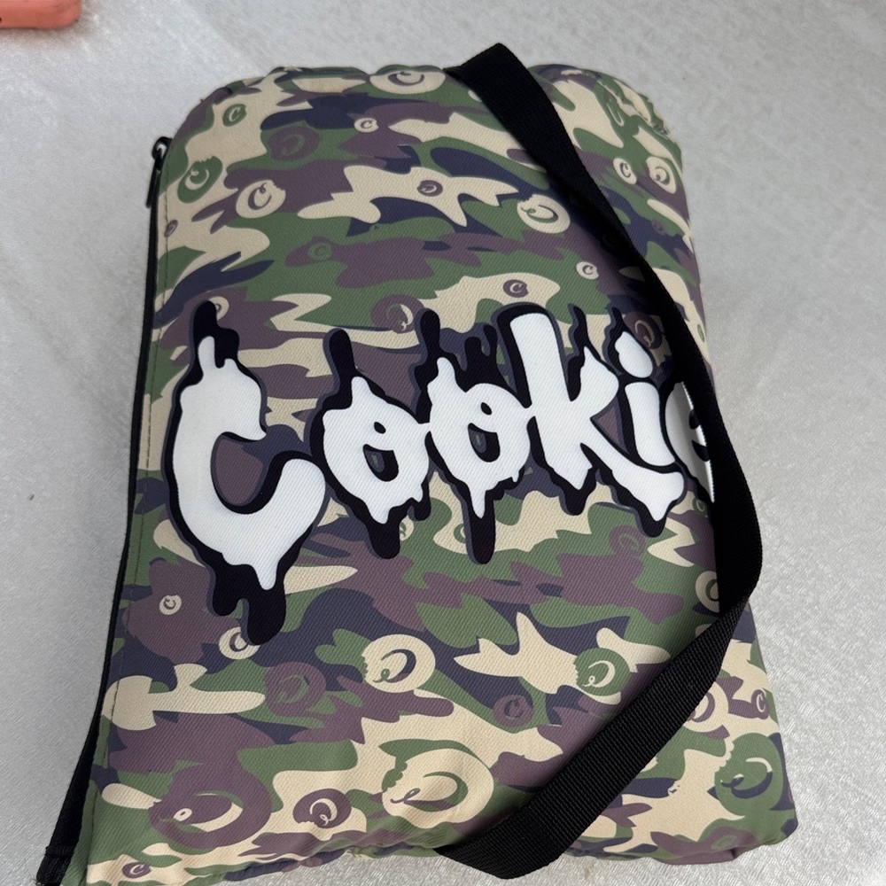 Cookies Camo Crossbody Bag - Green Camo Print